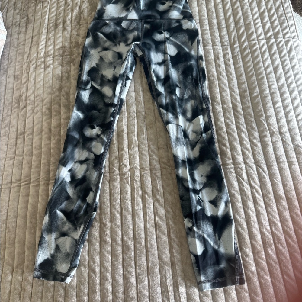 Lululemon Athletica Black and White Patterned Leggings
